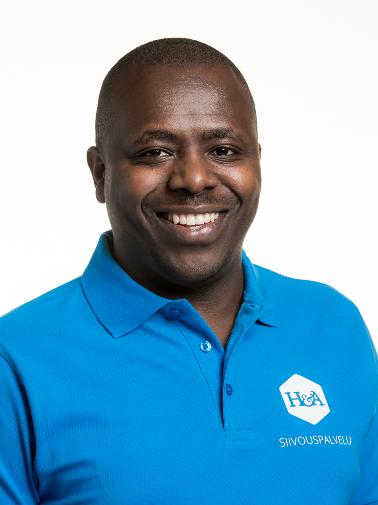 Joseph Gichuru Palvelupäällikkö